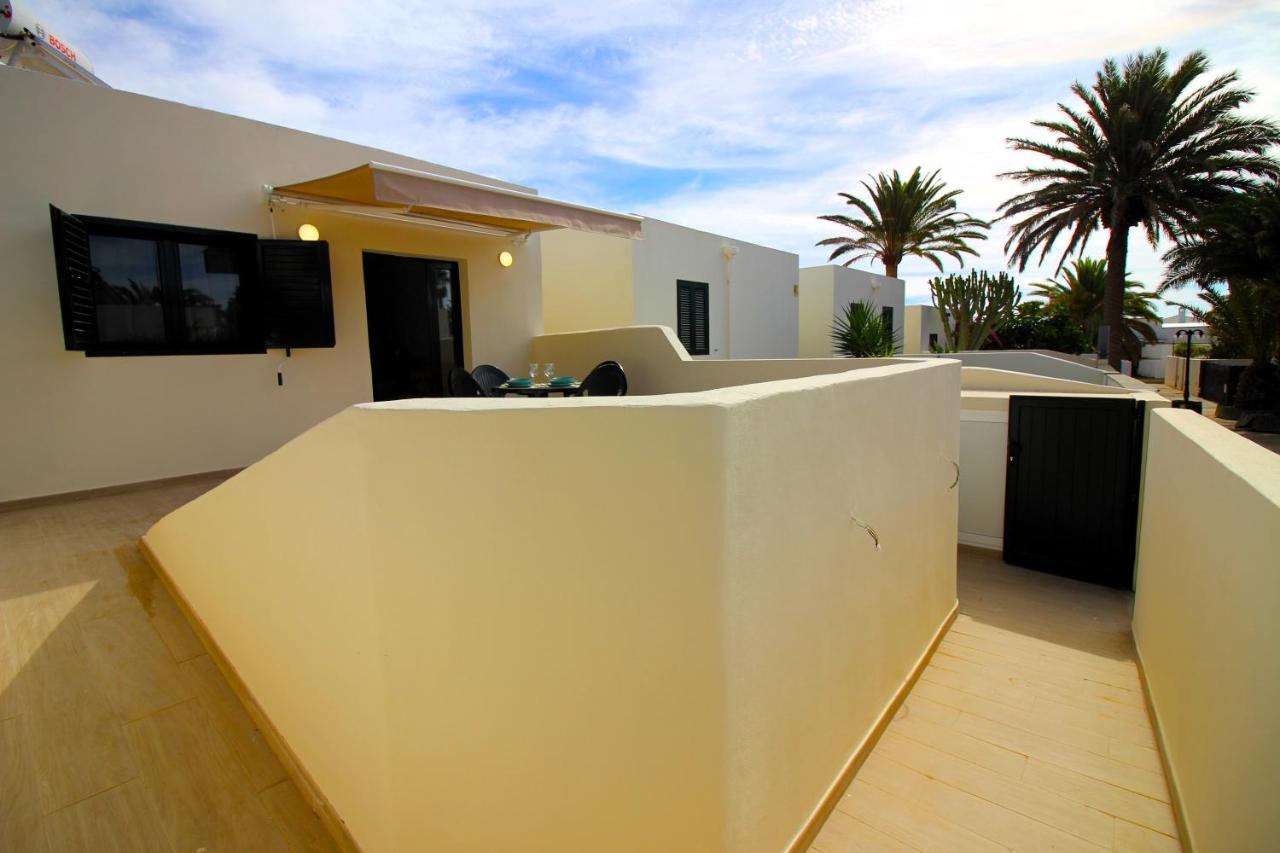 Blue Sand Apartment In Costa Teguise Bagian luar foto