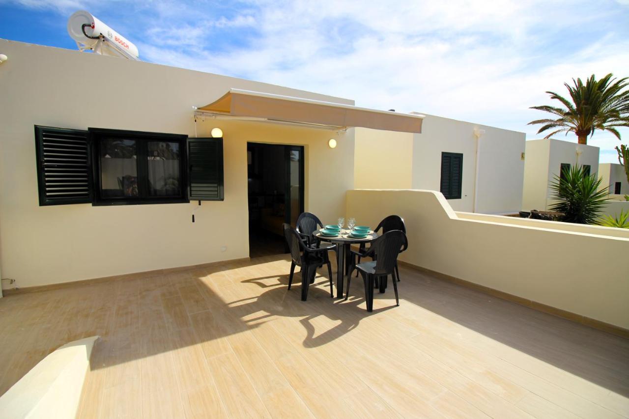 Blue Sand Apartment In Costa Teguise Bagian luar foto